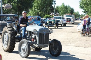 parade-line-up-Aug-13-13